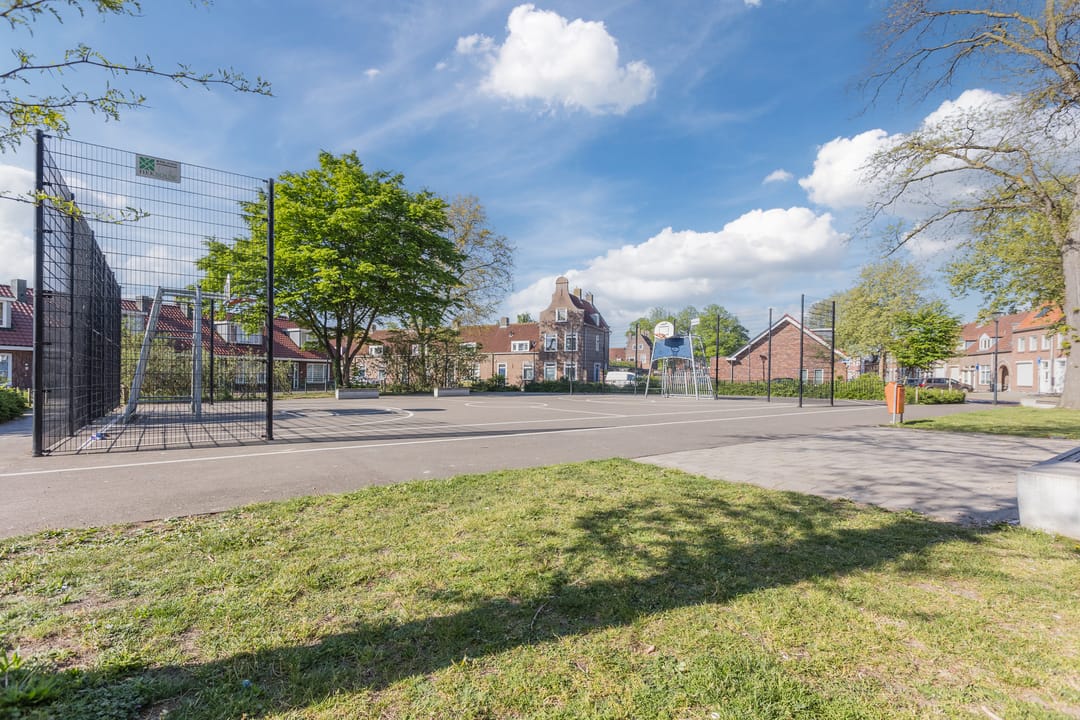 Photo 37 of Wassenaarstraat 41