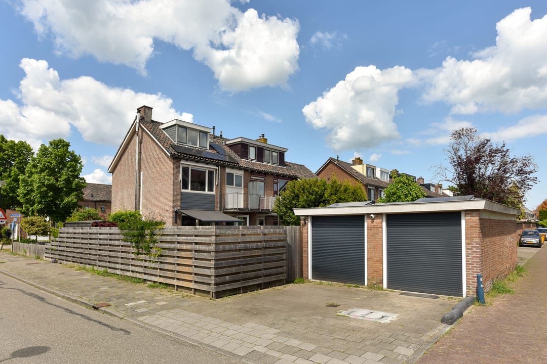 Photo 2 of Hoofdweg 85