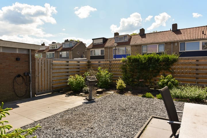 Photo 24 of Hoofdweg 85