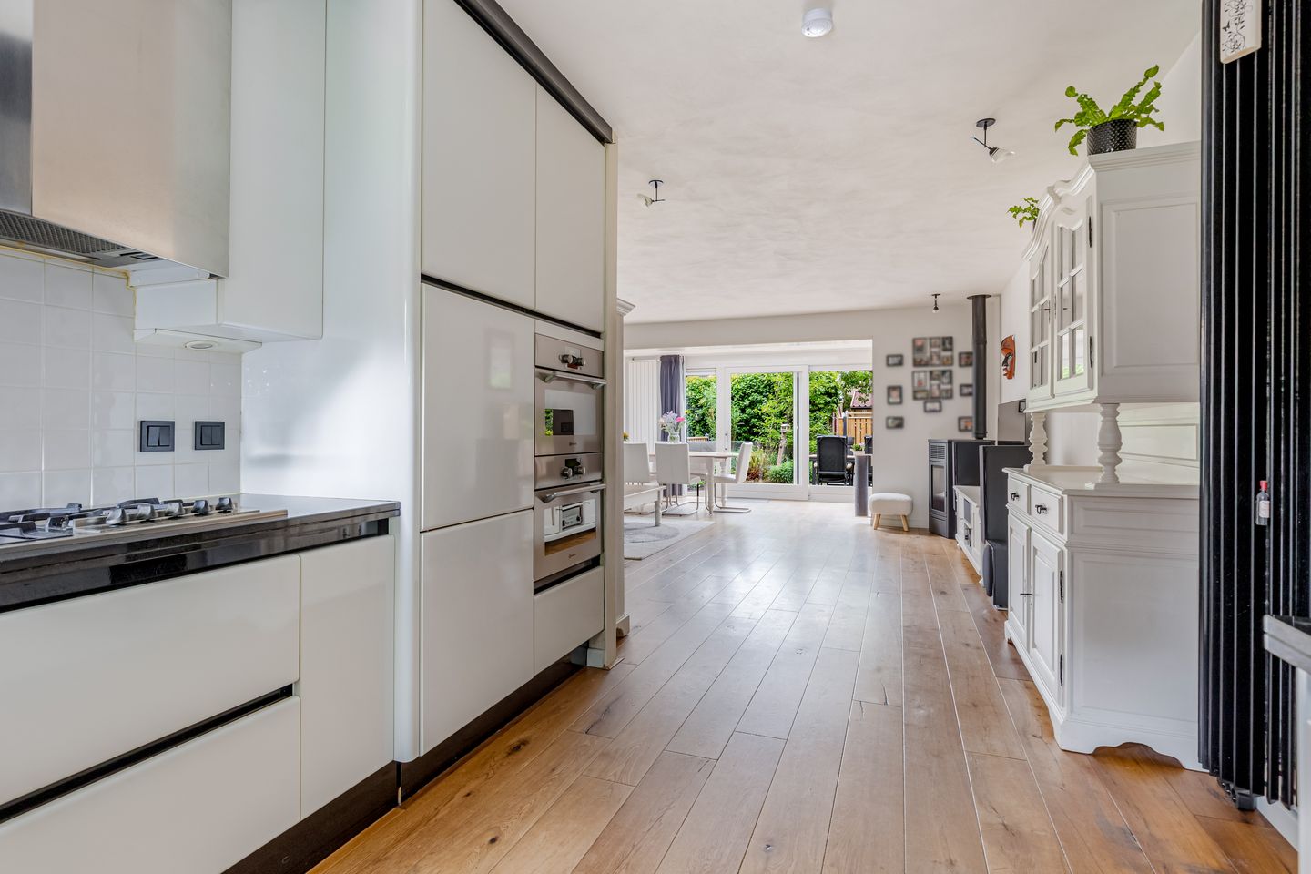 Foto 25 van Buitenhof 64