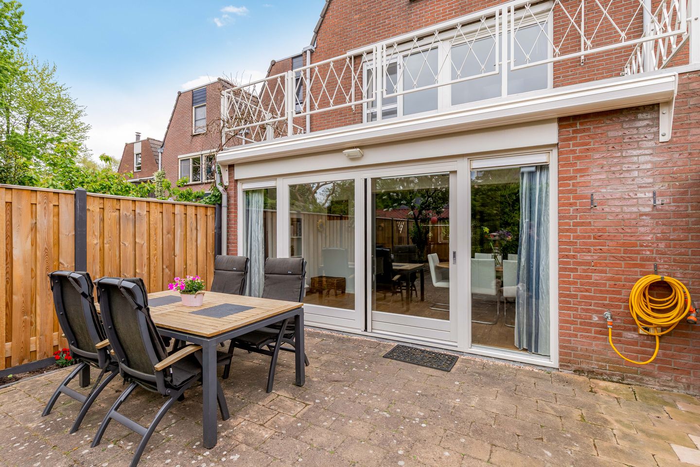 Foto 44 van Buitenhof 64