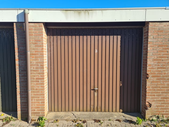 Foto 1 van Mezenhof 7-G