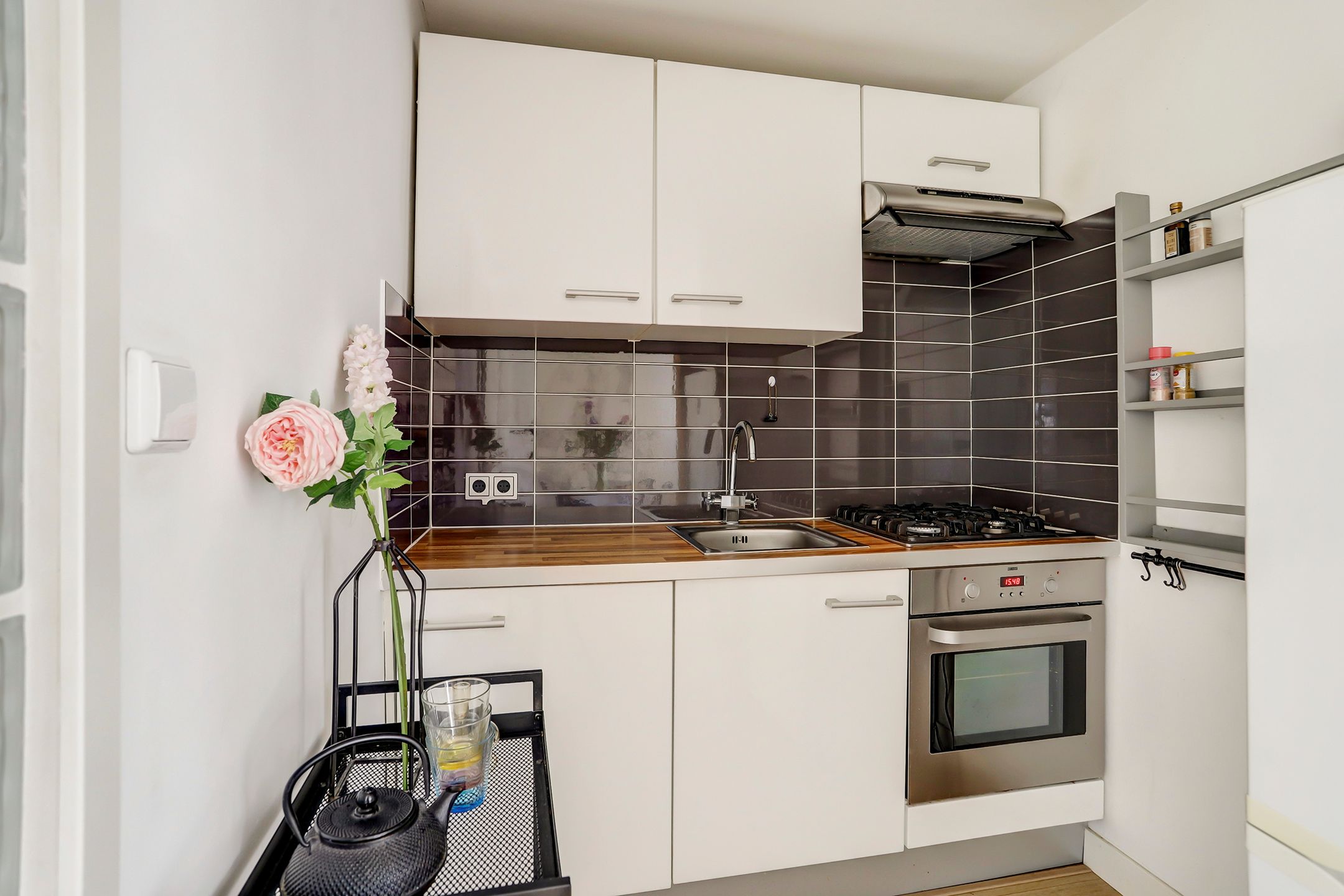 Photo 3 of Hortensiastraat 1-A