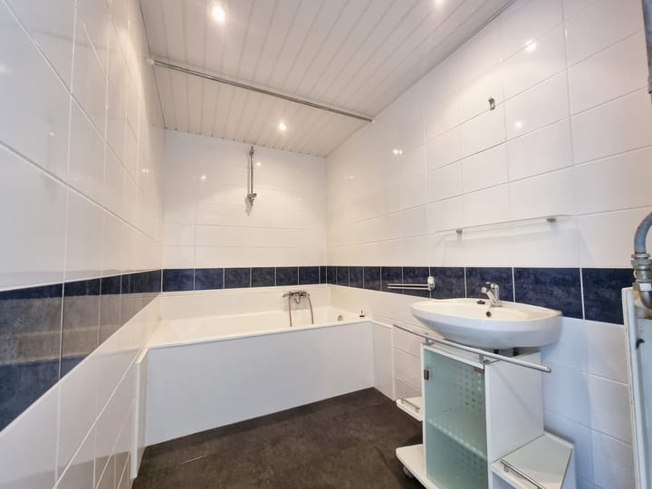 Foto 16 van Zeswegenlaan 267