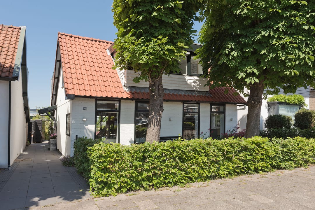 Photo 1 of Aalsmeerderdijk 368