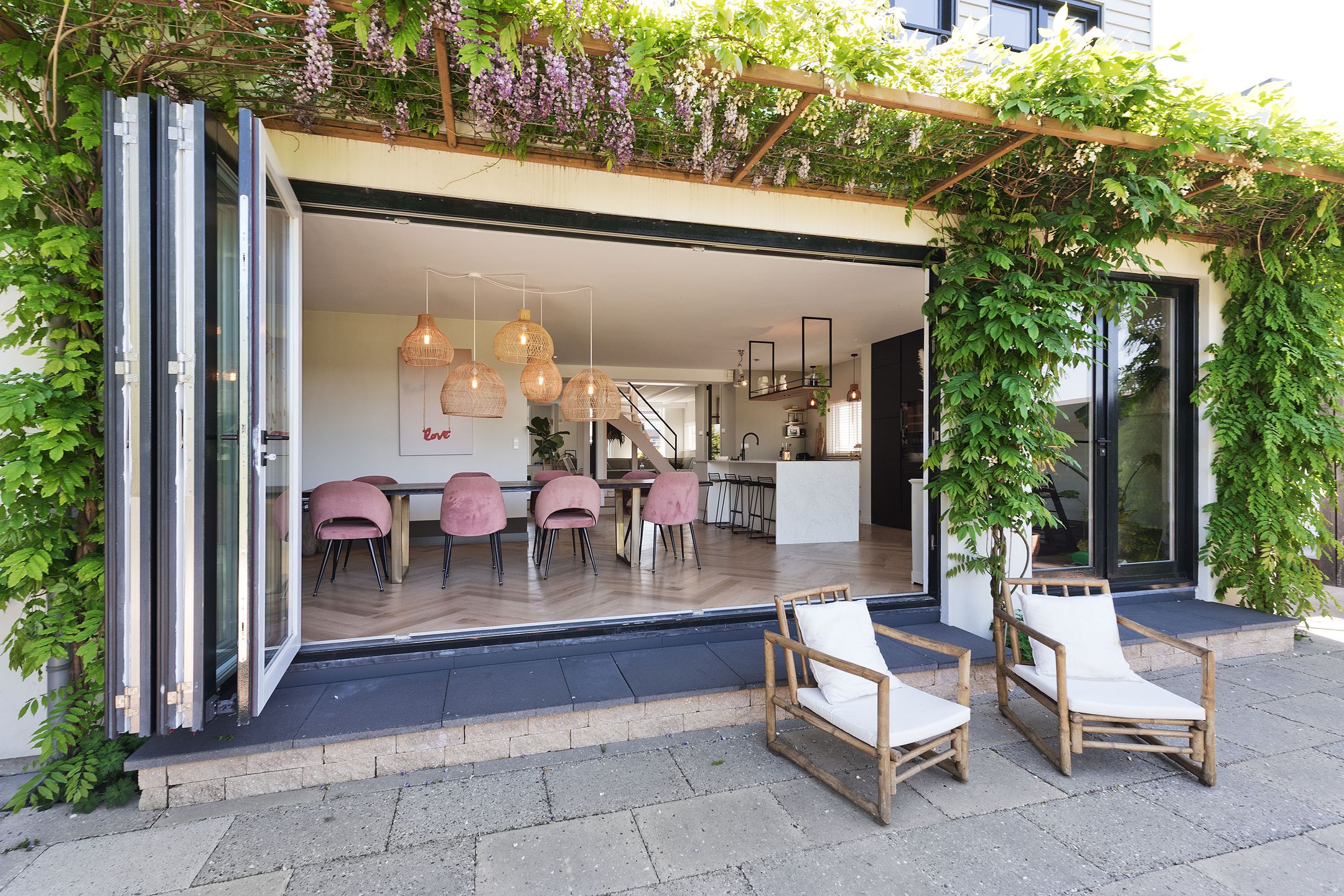 Photo 12 of Aalsmeerderdijk 368