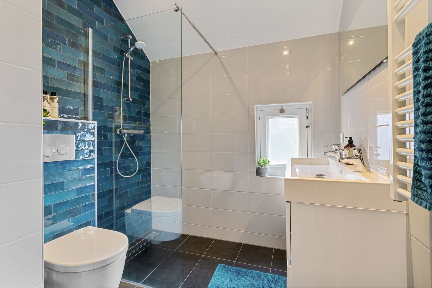 Photo 4 of Riekstraat 12