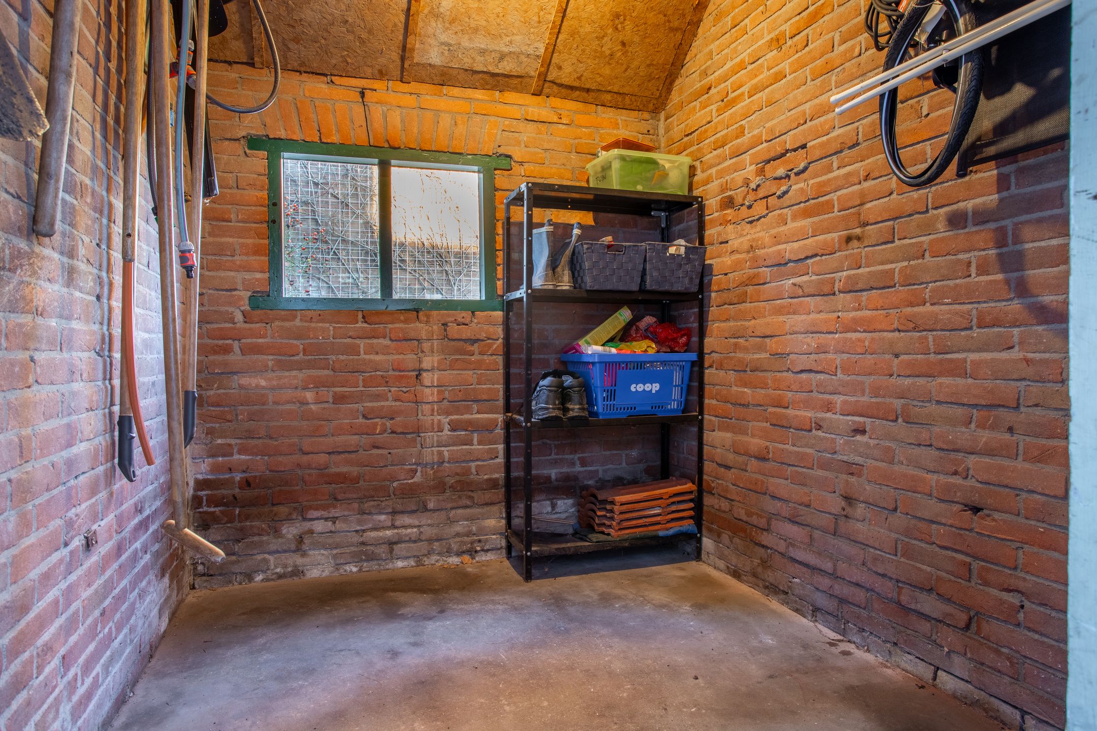 Photo 36 of Riekstraat 12