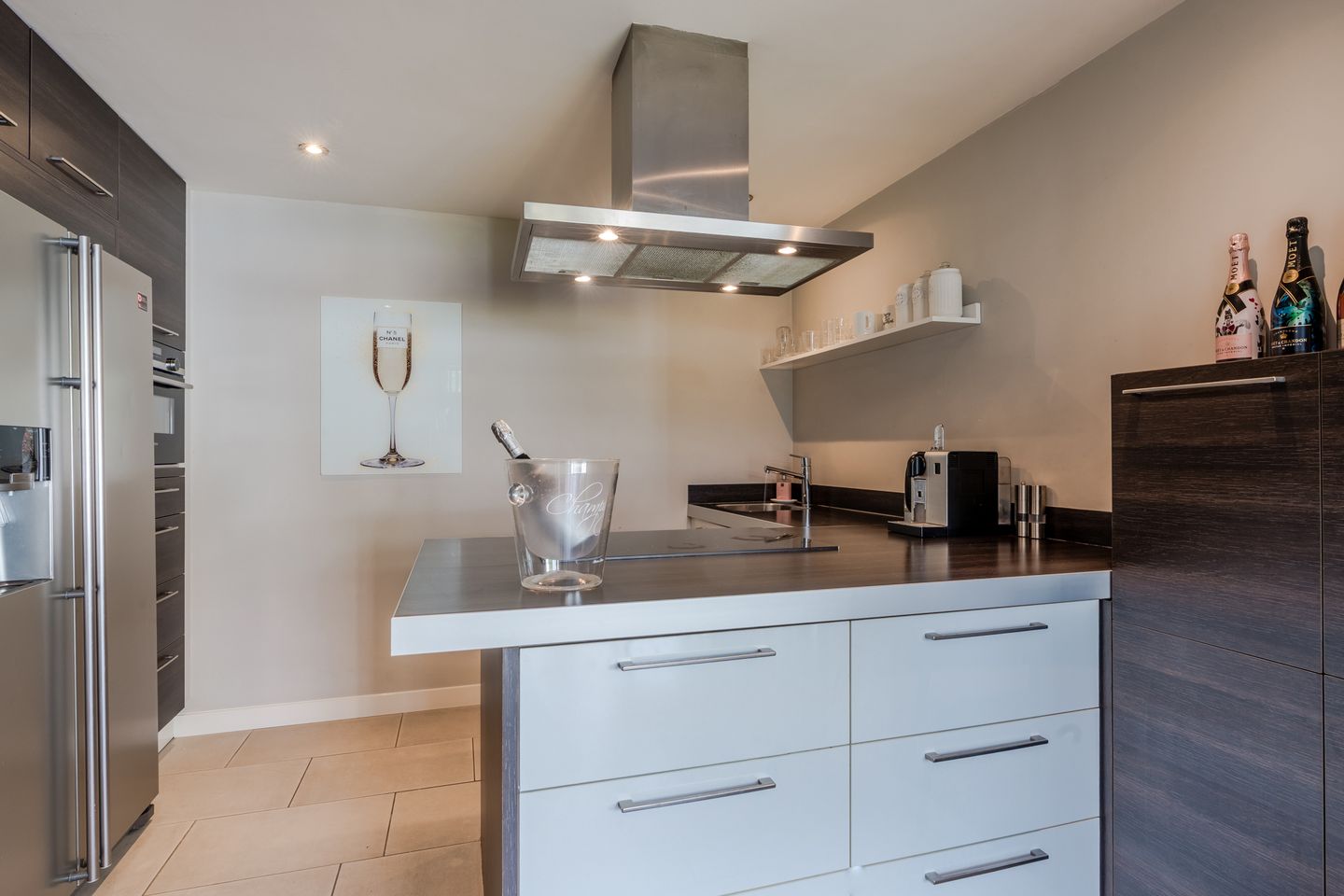 Photo 14 of Burgemeester Serrarisstraat 74