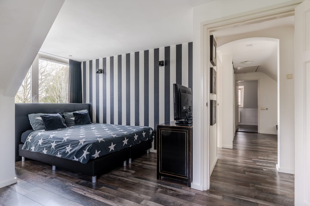 Photo 22 of Burgemeester Serrarisstraat 74