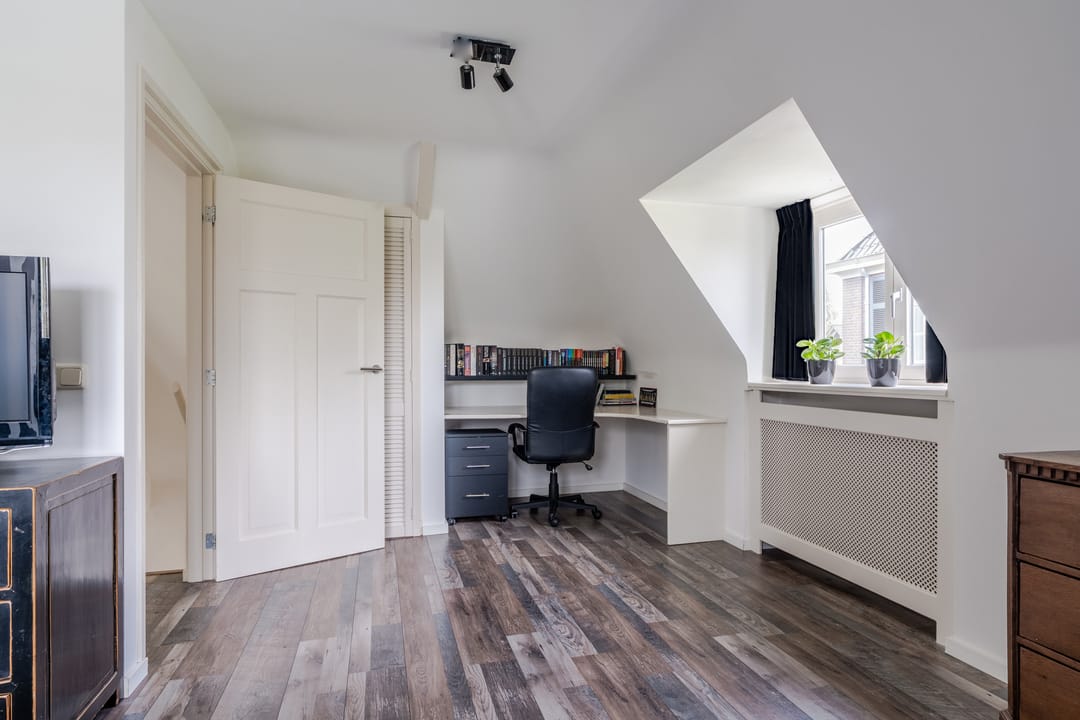 Photo 23 of Burgemeester Serrarisstraat 74