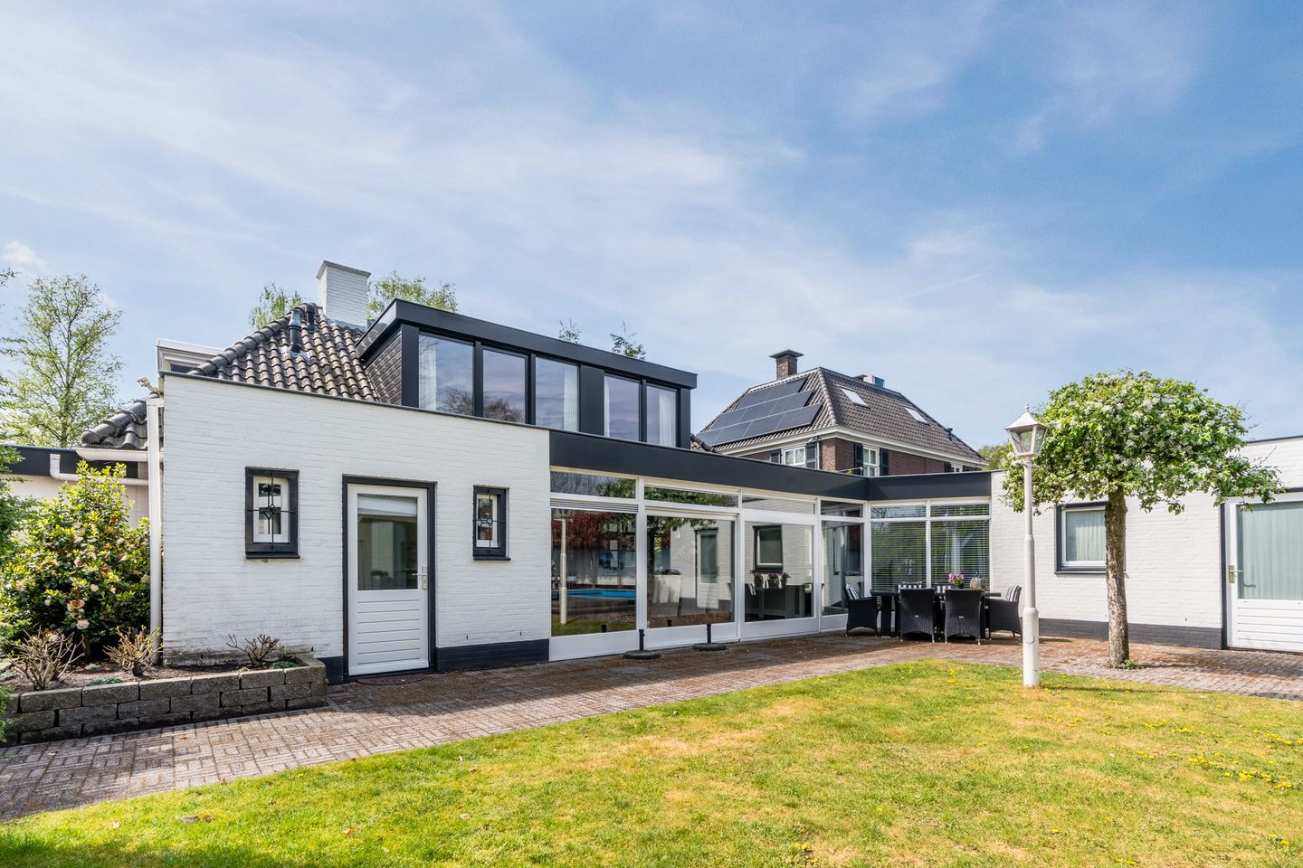 Photo 29 of Burgemeester Serrarisstraat 74