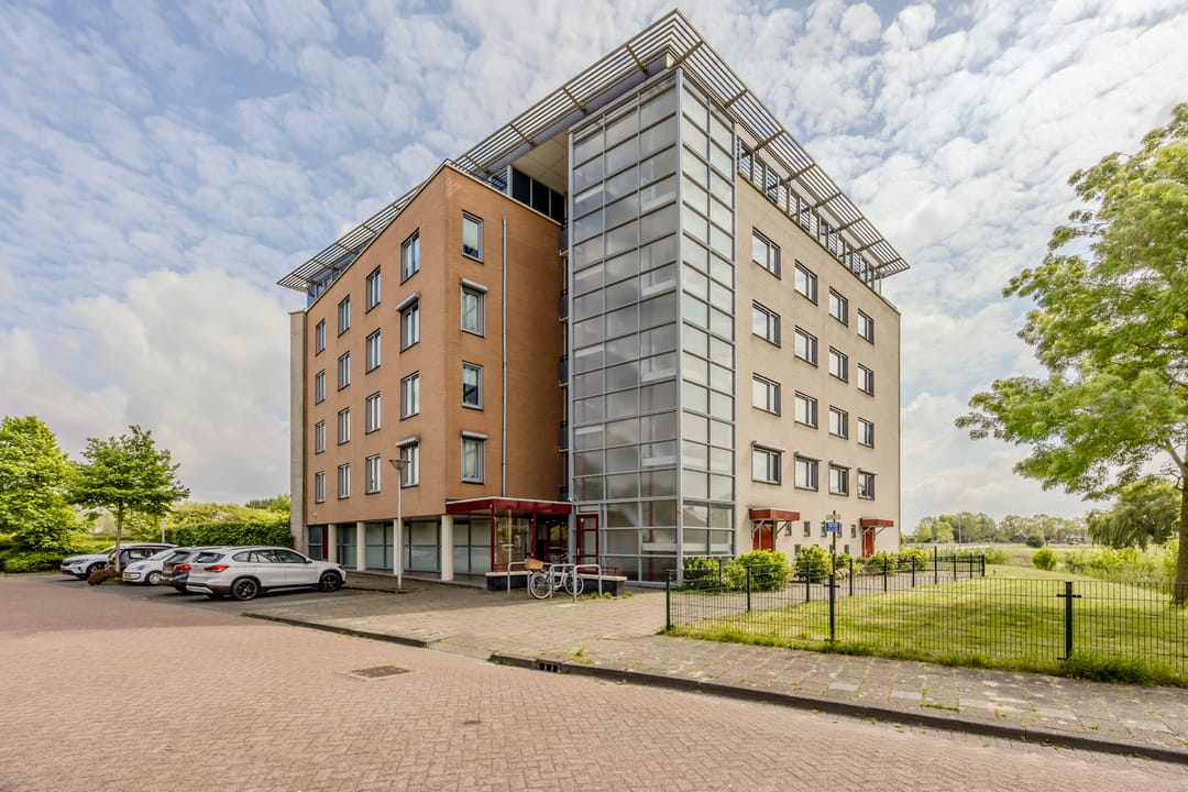 Photo 32 of Volantestraat 43