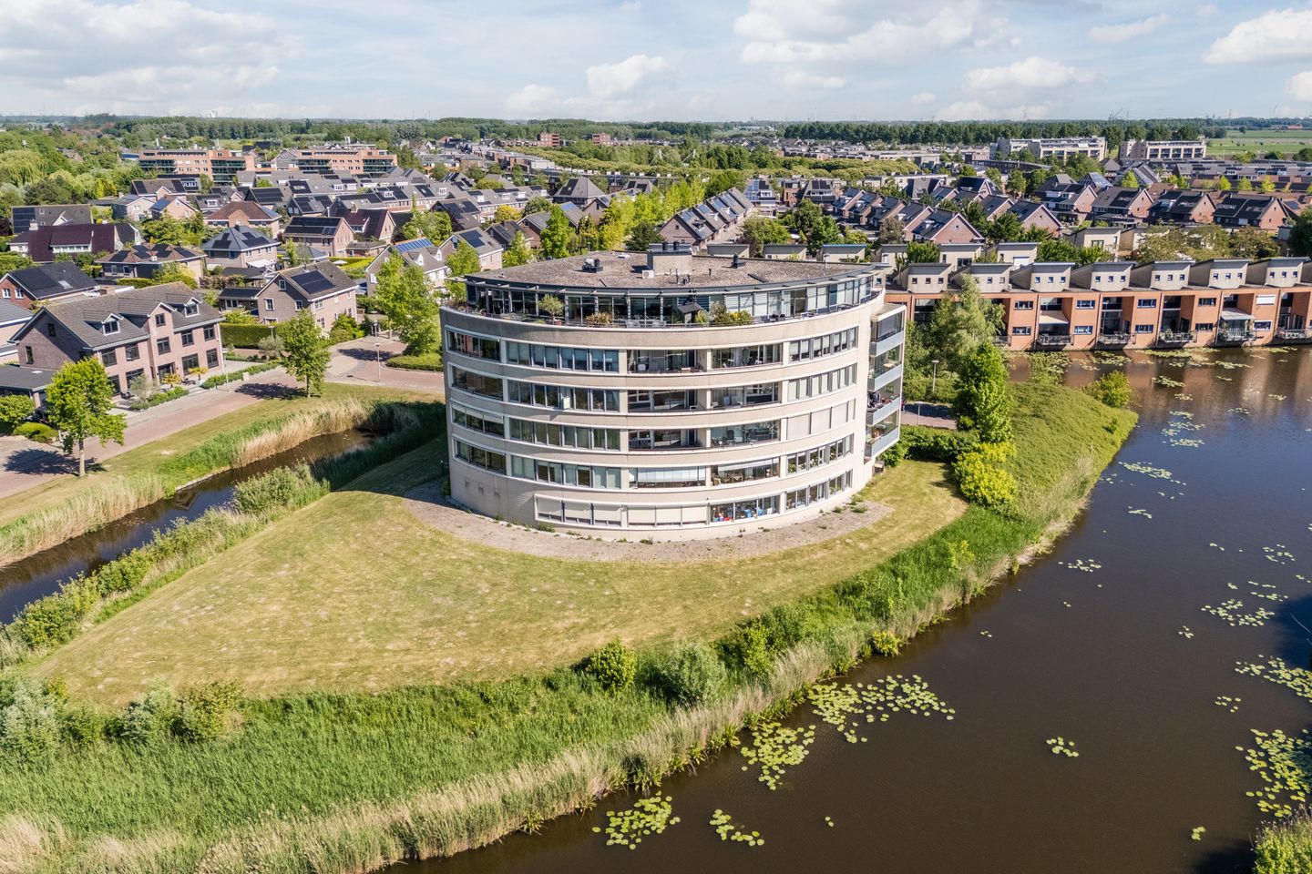 Photo 35 of Volantestraat 43