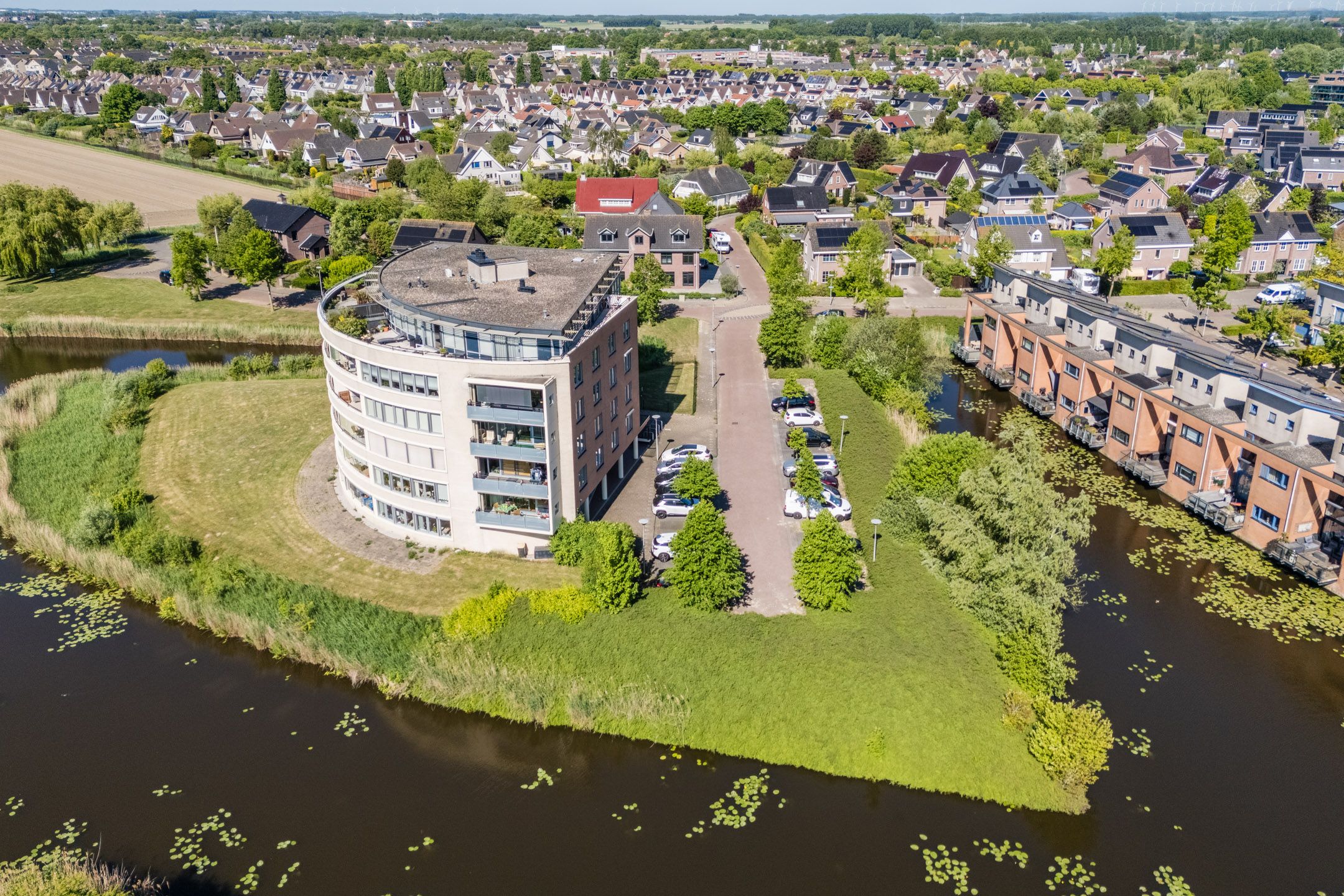 Photo 36 of Volantestraat 43