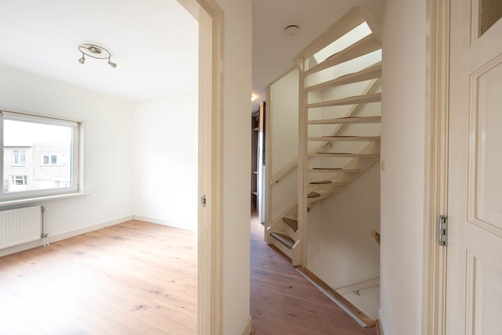 Foto 24 van Cheribonstraat 38