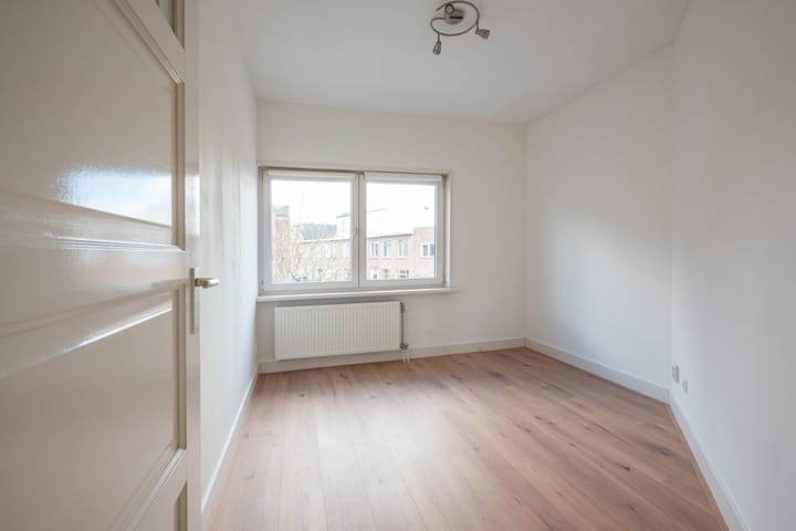 Foto 25 van Cheribonstraat 38