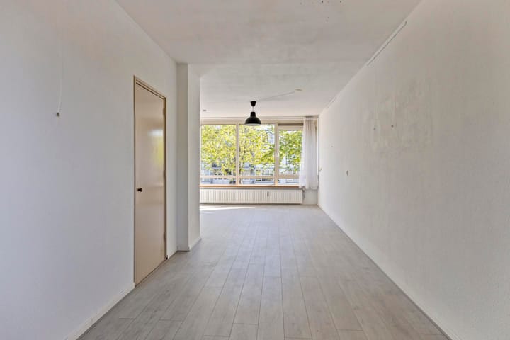 Photo 4 of Kloosstraat 19