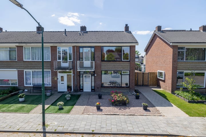 Hoolhof 48