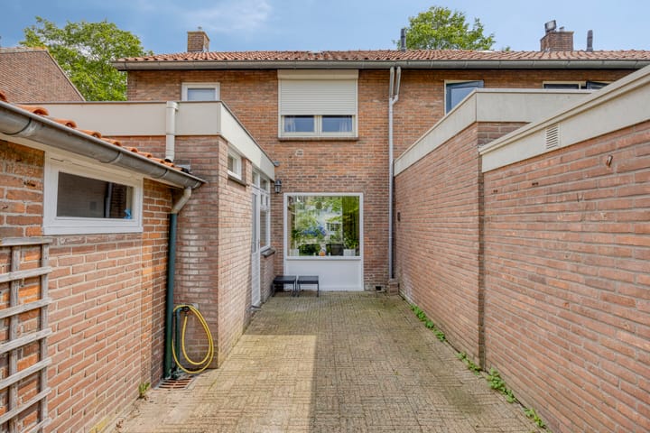 Foto 5 van Comm d Vos v Steenwijklaan 95