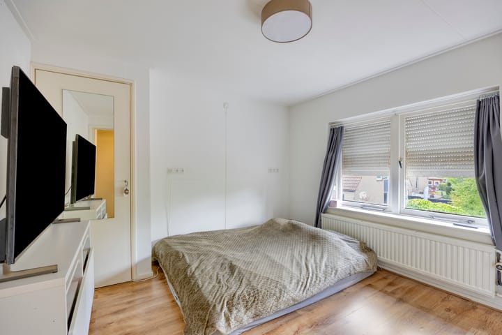 Foto 19 van Comm d Vos v Steenwijklaan 95