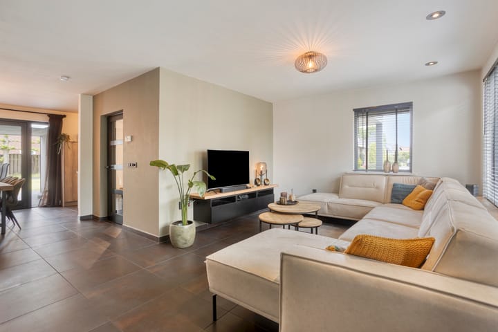 Photo 10 of St.-Janstraat 44