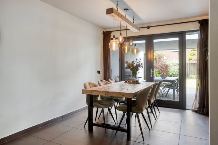 Photo 12 of St.-Janstraat 44