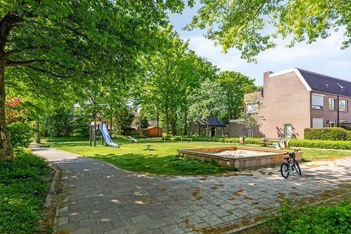 Foto 35 van Duivenhof 32