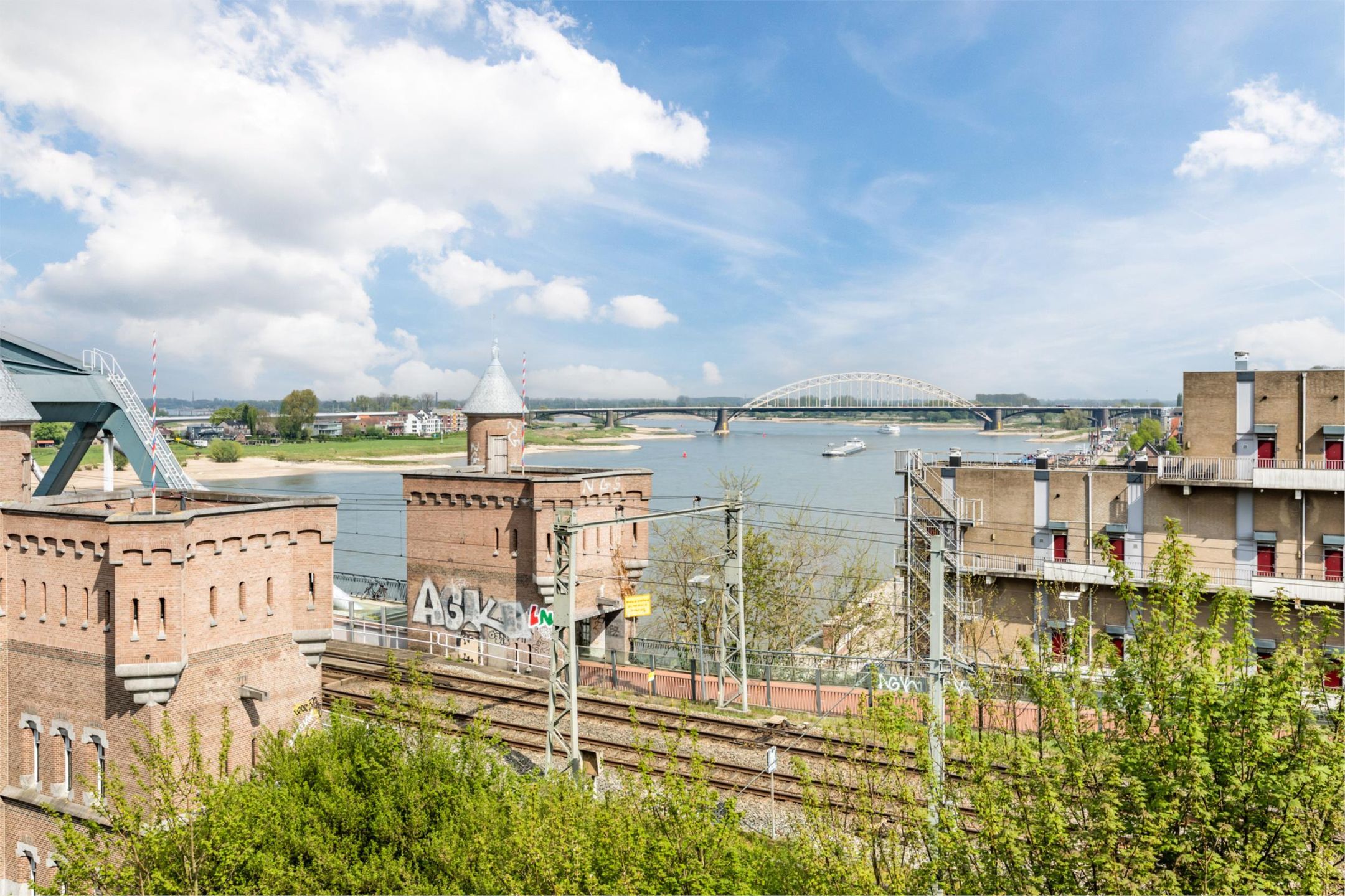 Foto 33 van Dokstraat 455