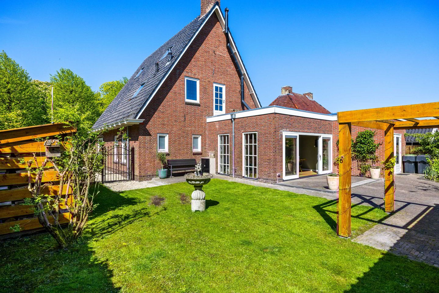 Foto 35 van Hoofdstraat W 63