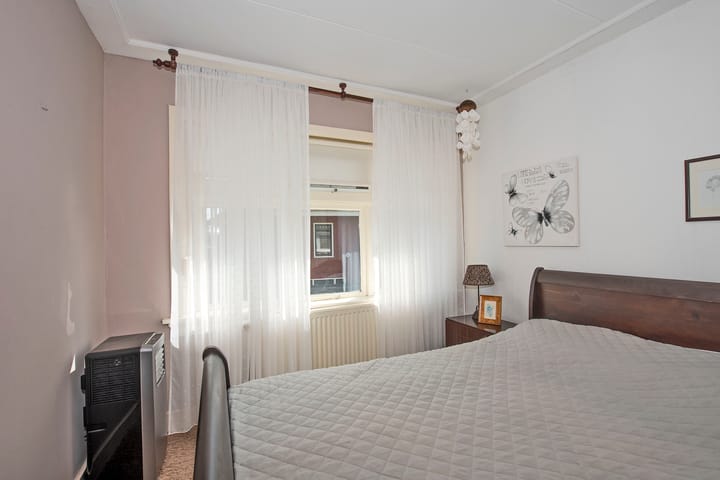 Foto 22 van Wethouder Nijhuisstraat 15