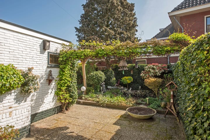 Foto 27 van Wethouder Nijhuisstraat 15