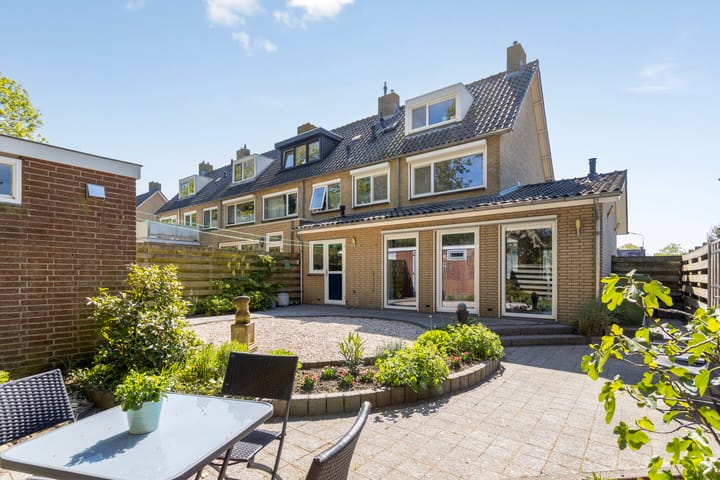 Voorborch 18