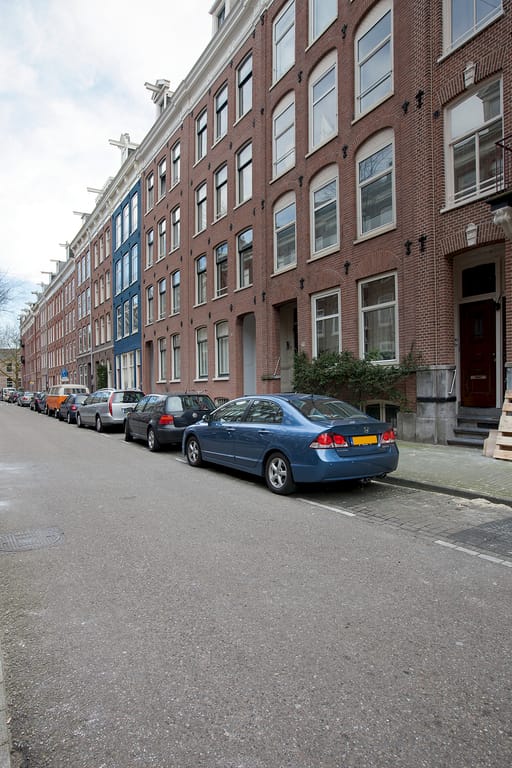 Photo 17 of Van Oldenbarneveldtstraat 23-1