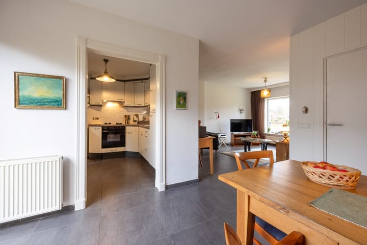 Photo 11 of Frederik Hendrikstraat 25