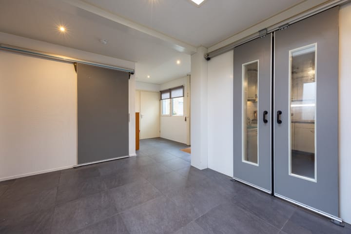 Photo 15 of Frederik Hendrikstraat 25