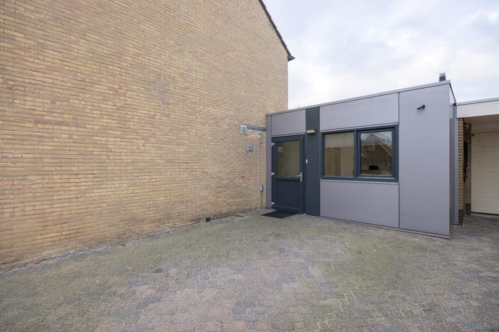 Photo 28 of Frederik Hendrikstraat 25