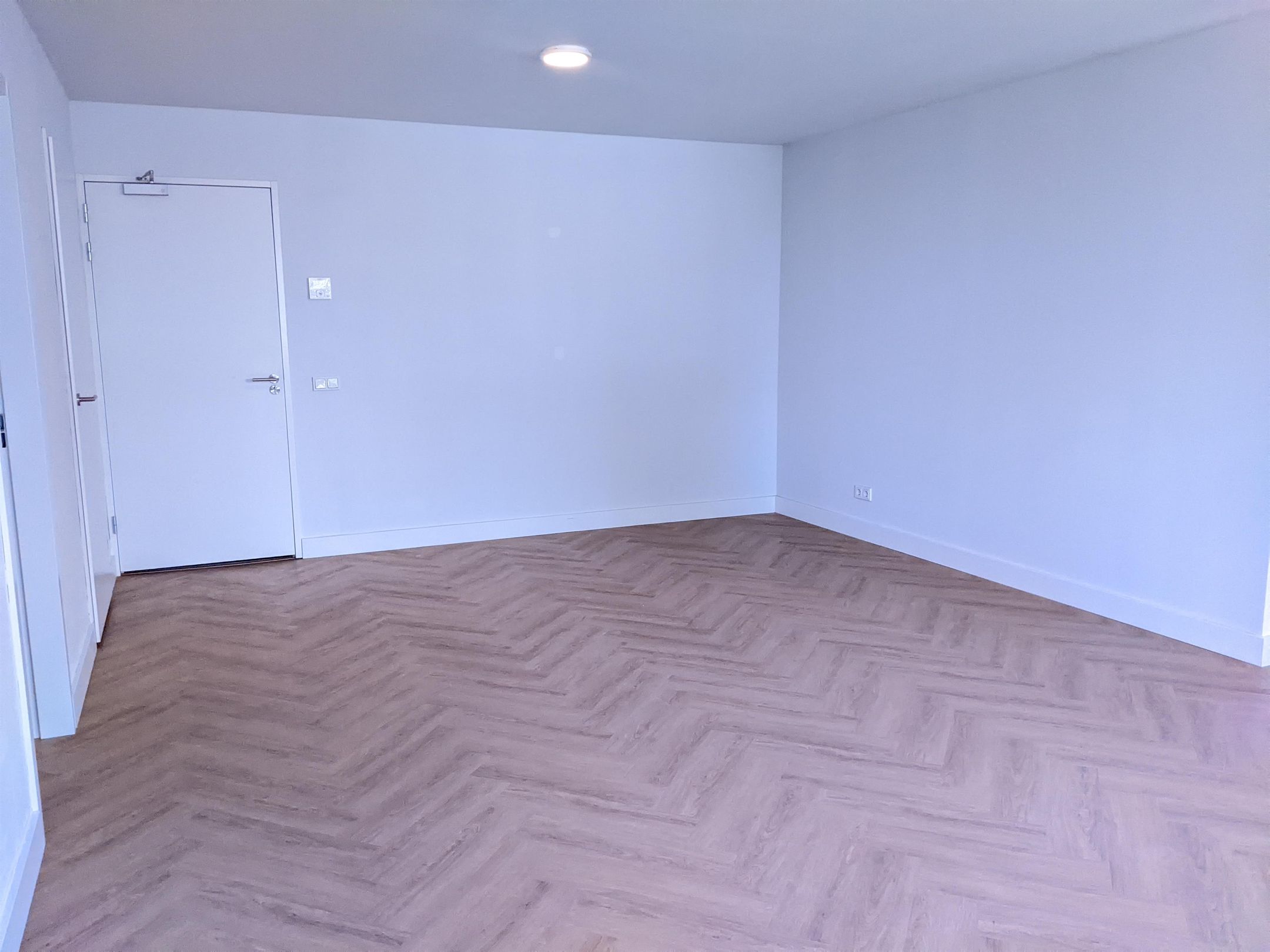 Foto 6 van Veldhovenring 37-03