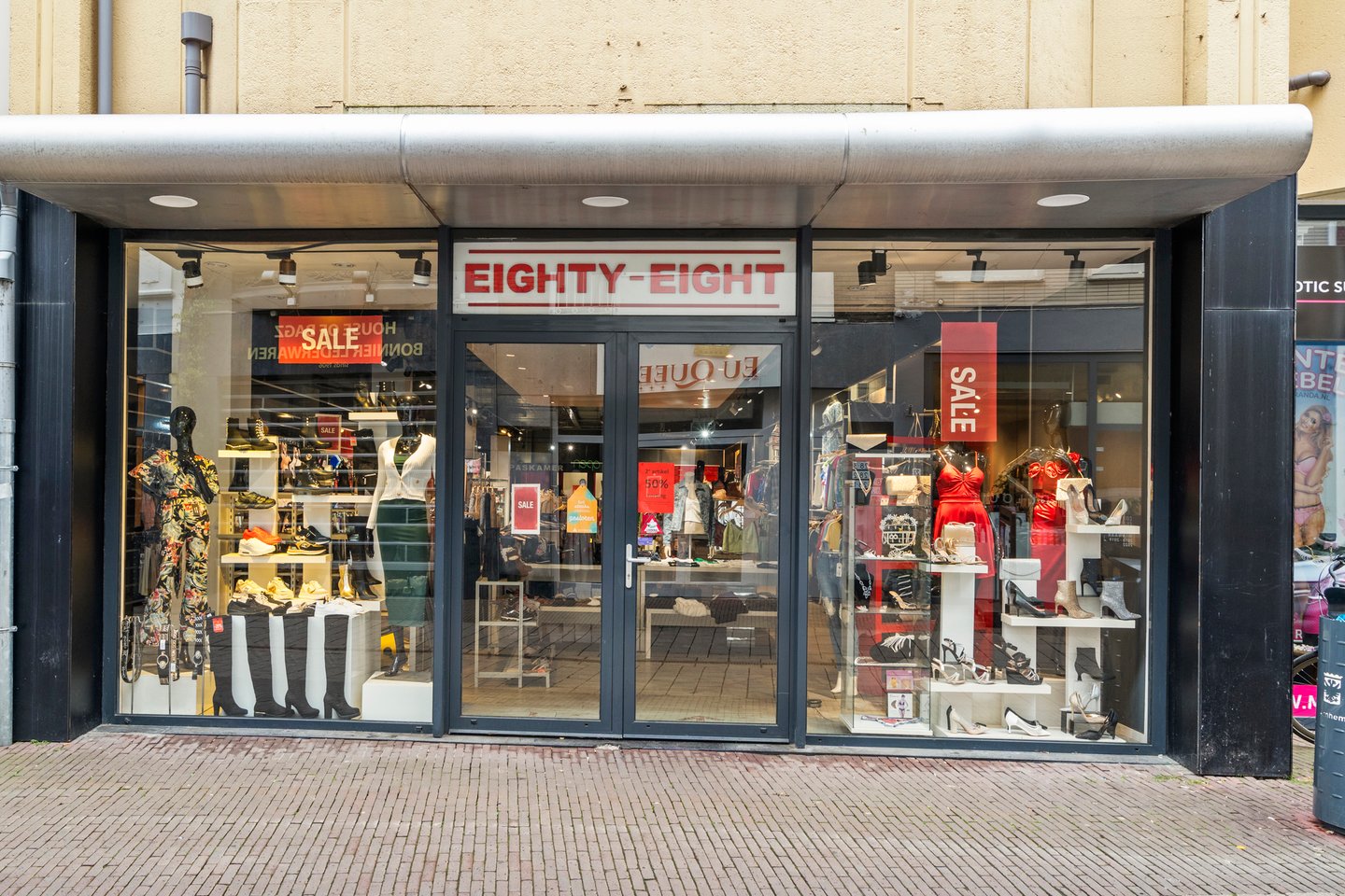 View photo 1 of Rijnstraat 48