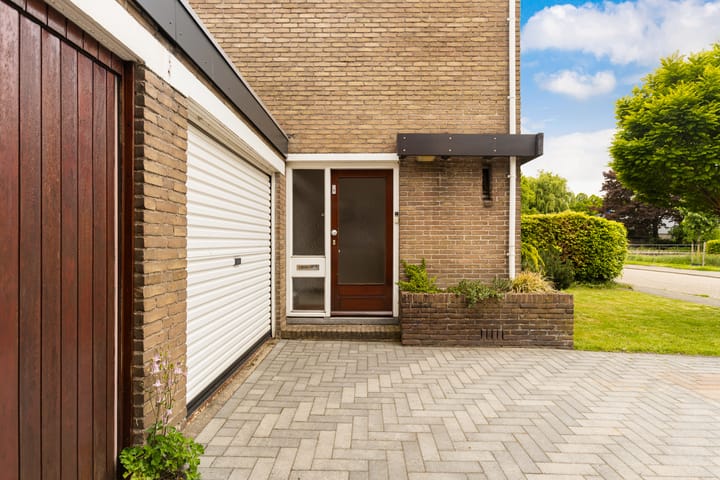 Photo 4 of Rozemarijnsingel 5