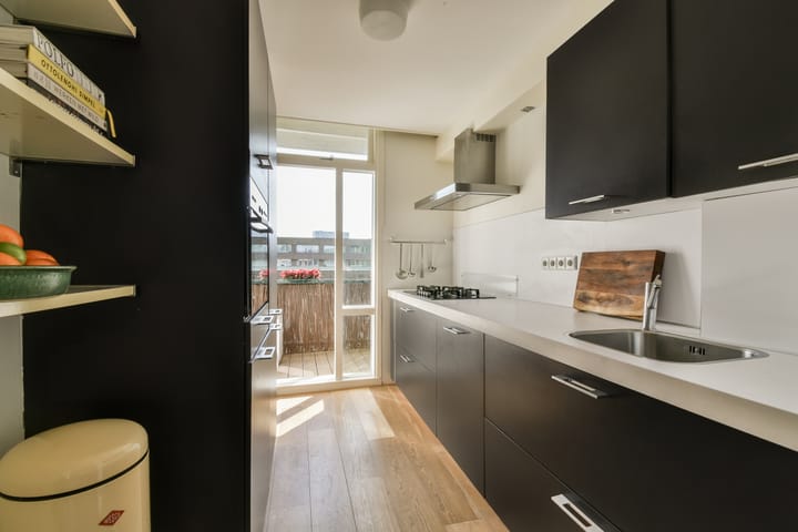 Foto 10 van Oostzaanstraat 66