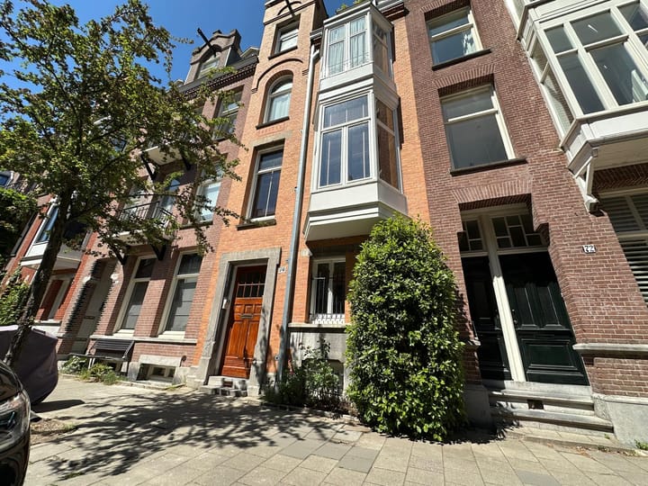 Foto 17 van Valeriusstraat 74-H