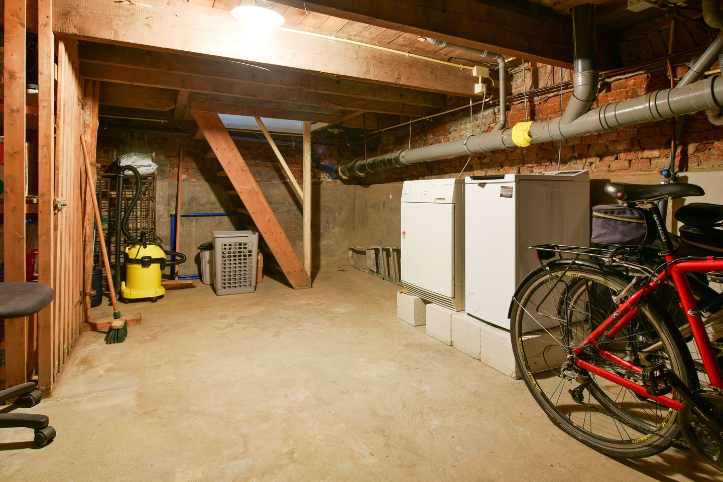 Photo 19 of Valeriusstraat 74-H