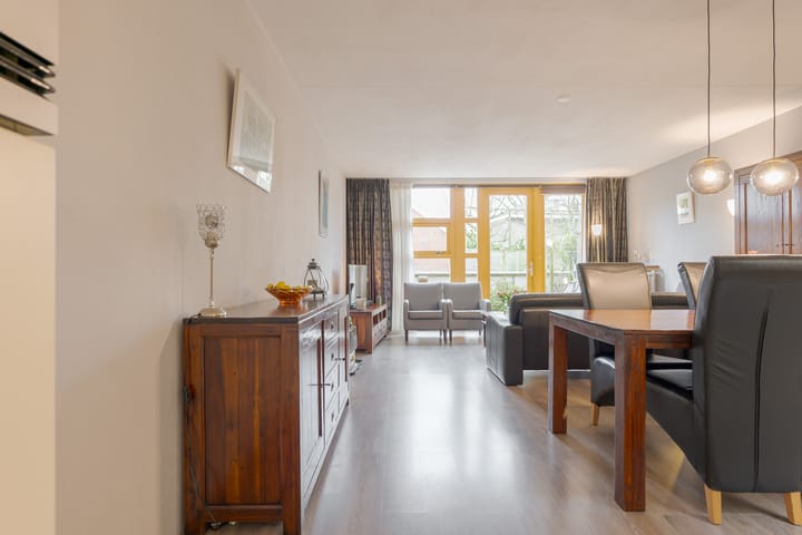 Foto 11 van Wouwstraat 48