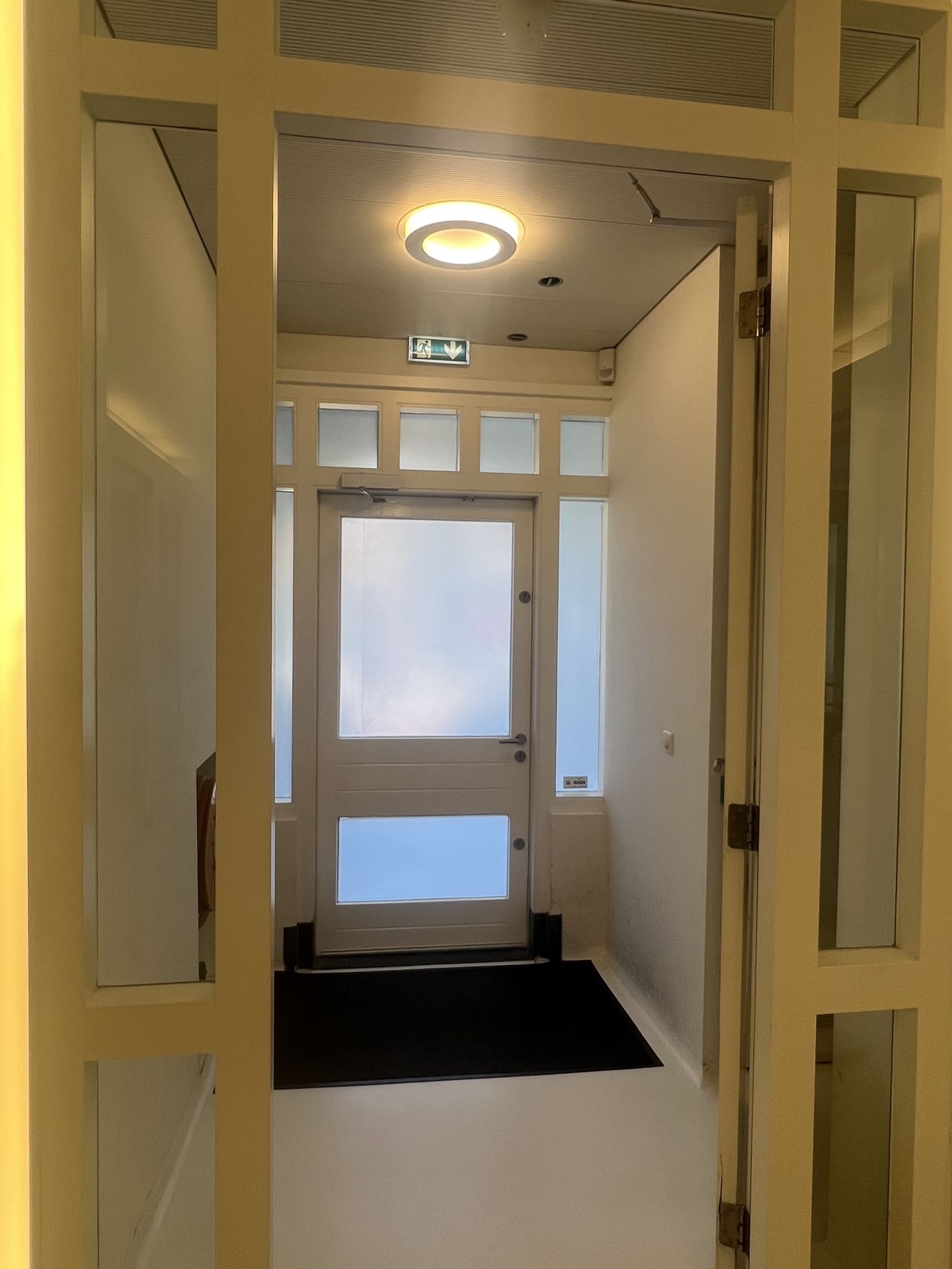 Bekijk foto 3 van Bevelandsestraat 42