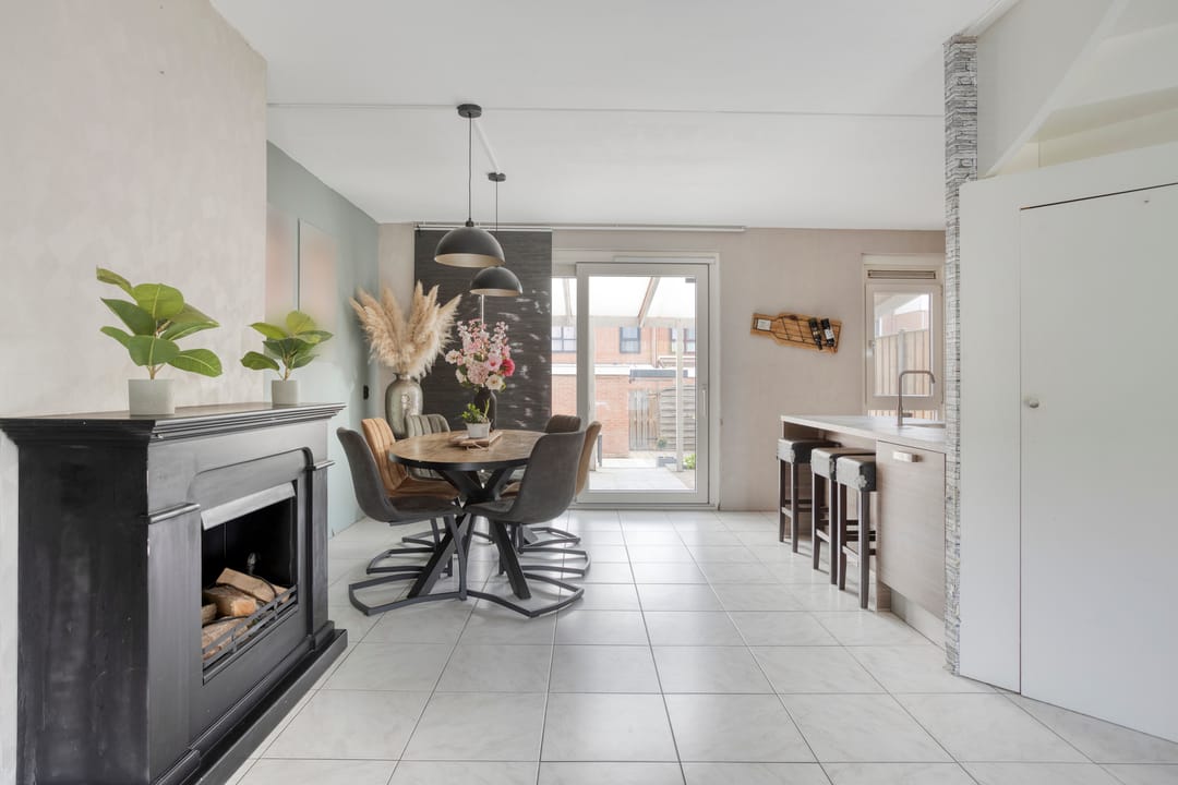 Foto 13 van Emmastraat 112