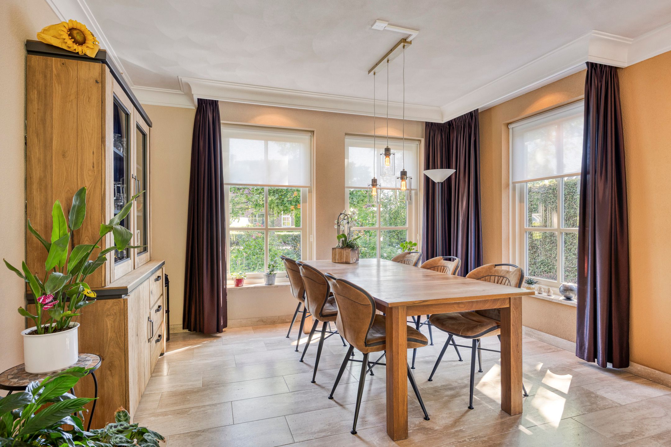 Photo 18 of Van Rijckevorselweg 20-B