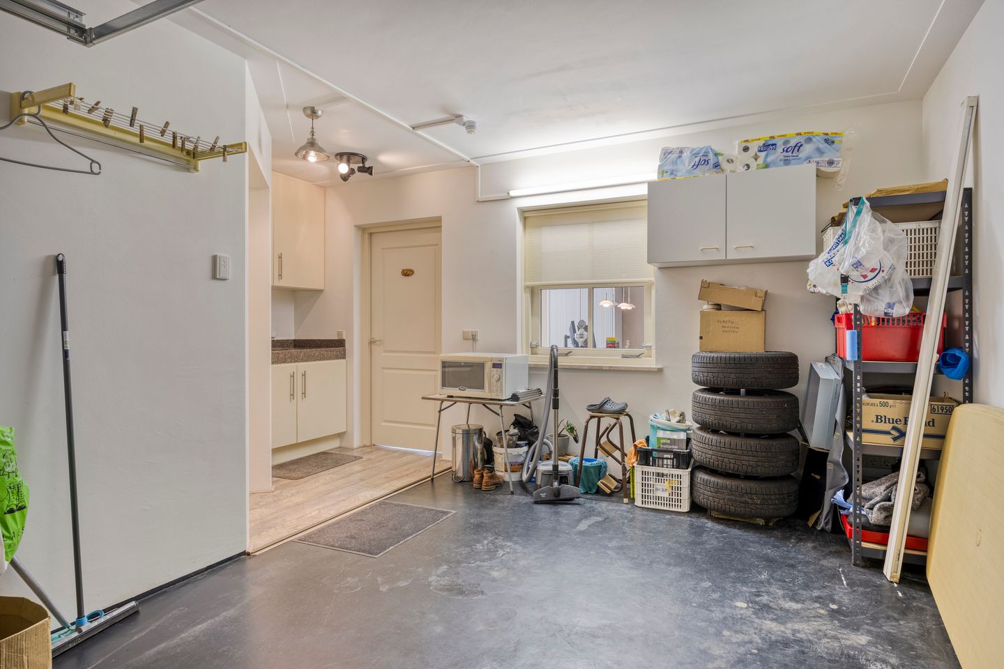 Photo 34 of Van Rijckevorselweg 20-B