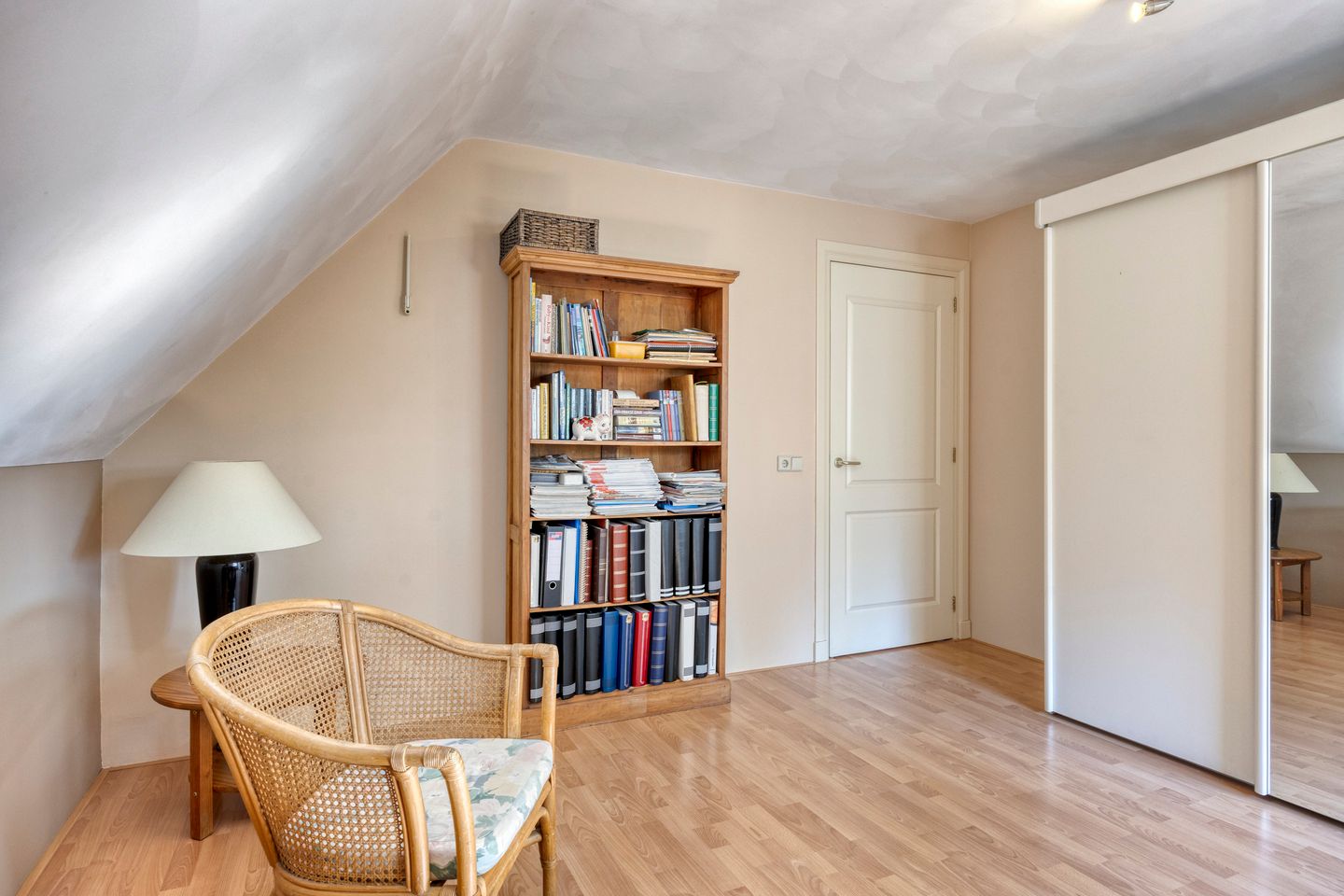 Photo 44 of Van Rijckevorselweg 20-B