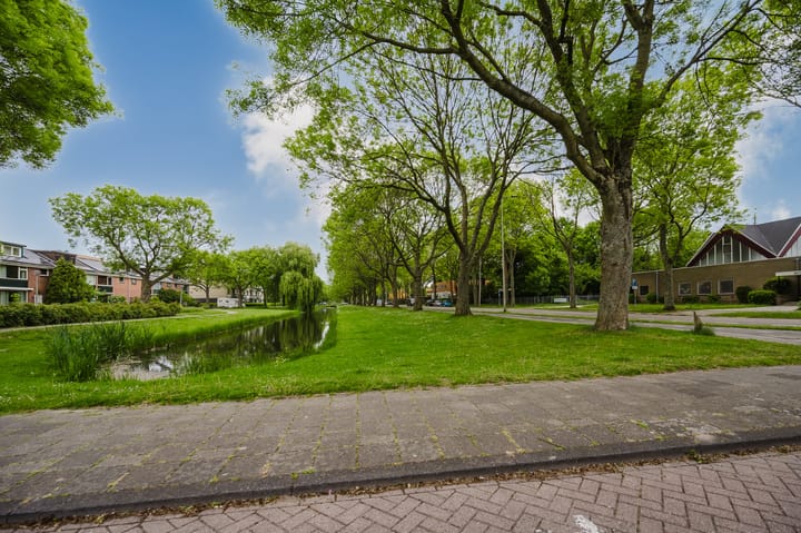 Photo 30 of Akeleistraat 30-J